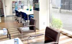 ジョイカル京都岡崎店（岡崎自動車）